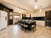 Vila P+1E+M, teren 482mp, barbecue, 2 locuri parcare