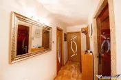 Apartament luminos cu 2 camere decomandate, Rasnov, Brasov. 