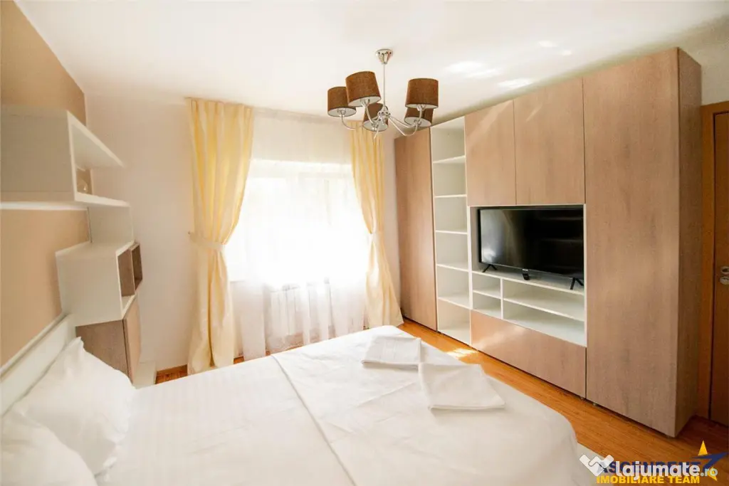 Apartament luminos cu 2 camere decomandate, Rasnov, Brasov.