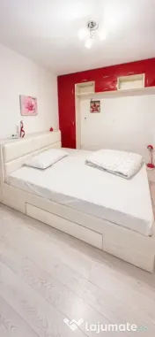 Ofer spre vanzare mobilier complet pentru dormitor, nou, neutilizat. 