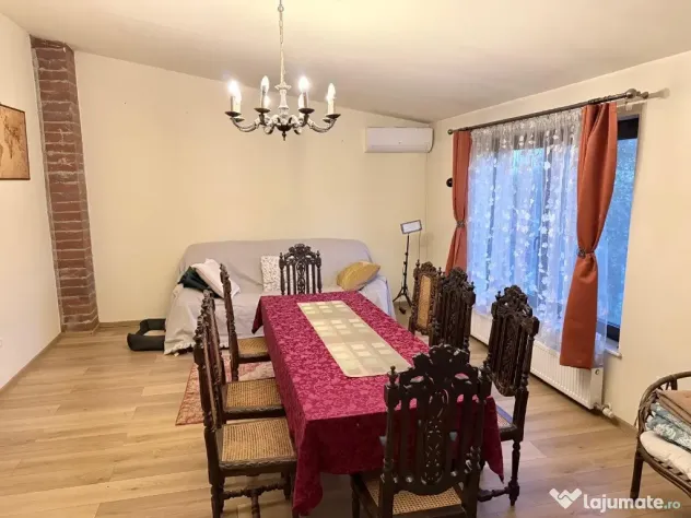 Vand casa 5 camere in Cruceni 15 min de Arad