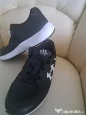 adidasi Under Armour nr 39 