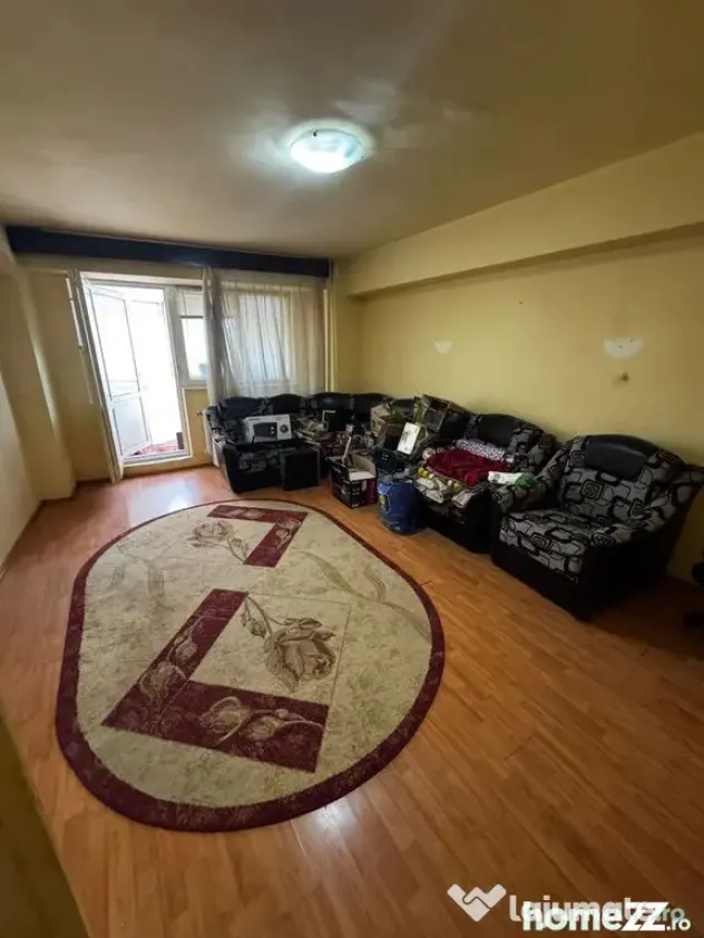 Apartament 2camere decomandat-zona Capitol