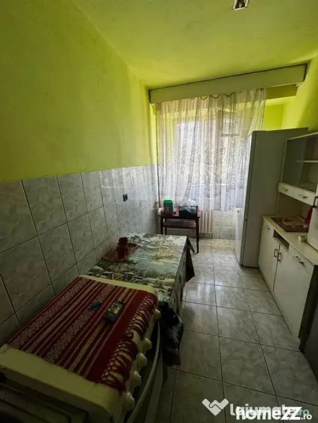 Apartament 2camere decomandat-zona Capitol