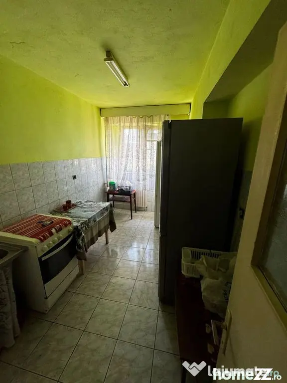 Apartament 2camere decomandat-zona Capitol