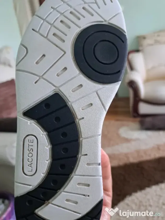 Adidasi lacoste nr. 38
