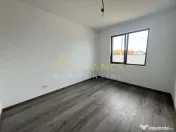 Casa Individuala ~ 3 camere 2 bai ~ teren 427mp ~ 