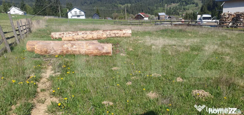Teren intravilan, 979 mp, zona Plaiu Sarului - Vatra Dornei