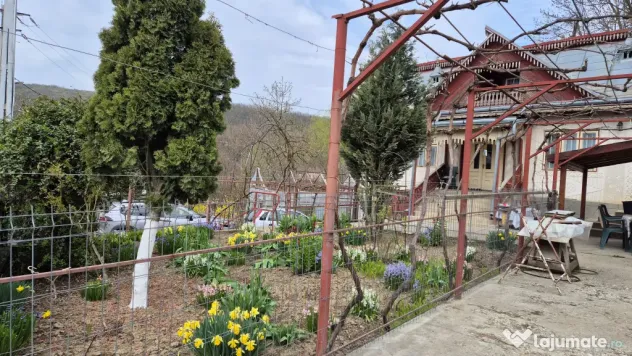 Casa de locuit 125 mp cu teren 1500 mp Motoseni-Bacau
