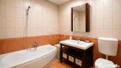 3 camere, et 6/8, Calea Moșilor 