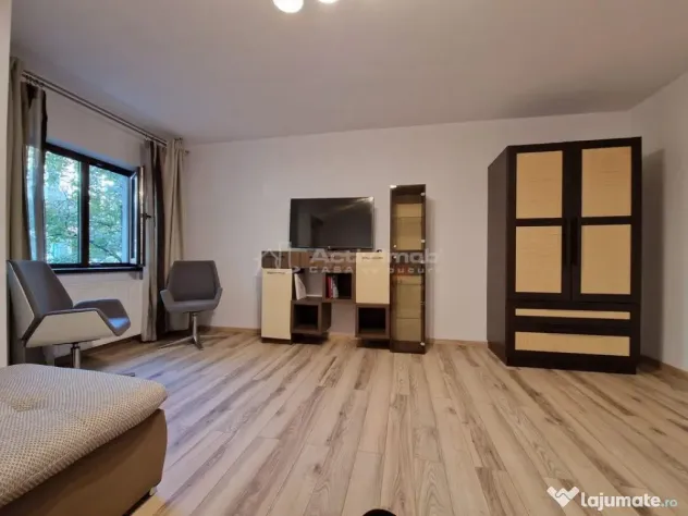 2 cam Drumul Sarii- Liceul Ion Barbu, str. Nabucului, parca