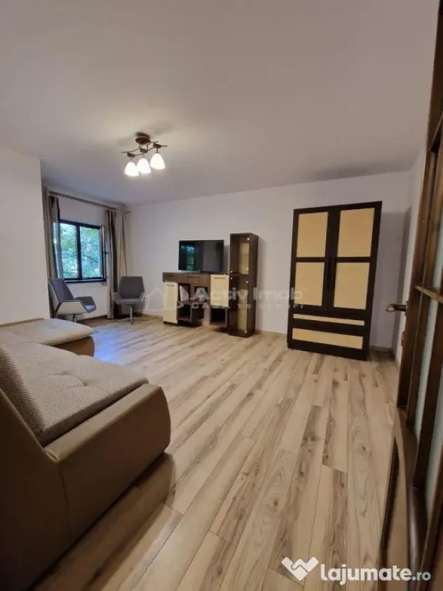 2 cam Drumul Sarii- Liceul Ion Barbu, str. Nabucului, parca