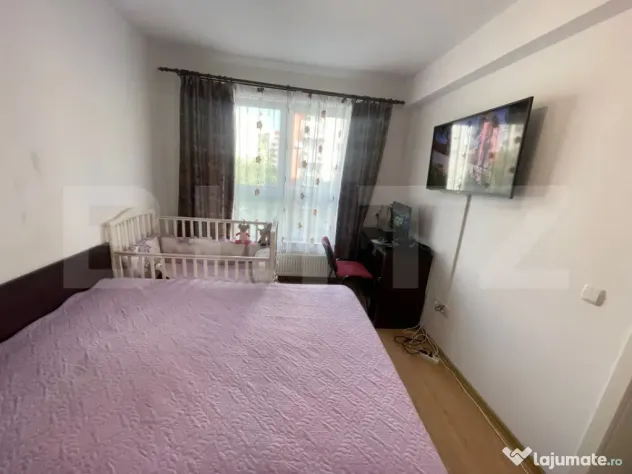 Apartament 2 camere de vânzare, 48 mp, mobilat și utilat,