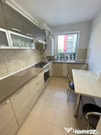 Apartament 2 camere de vânzare, 48 mp, mobilat și utilat,