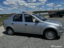 Vând Dacia Logan 2010