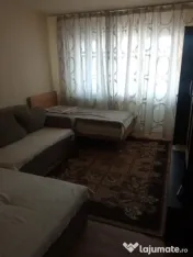 Apartament 3 camere, 350 euro, etaj3/4, cartier Valea Rosie 