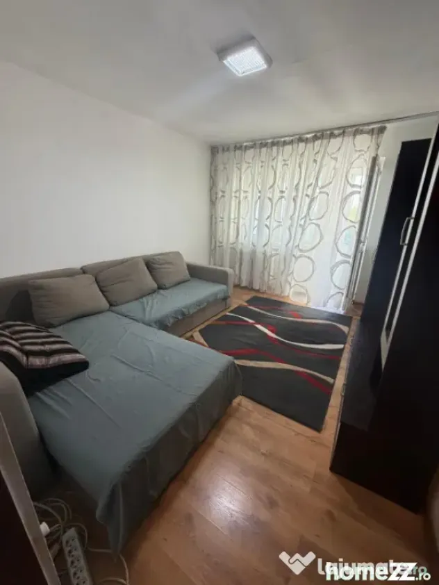 Apartament 3 camere, 52 mp, etaj3/4, cartier Valea Rosie