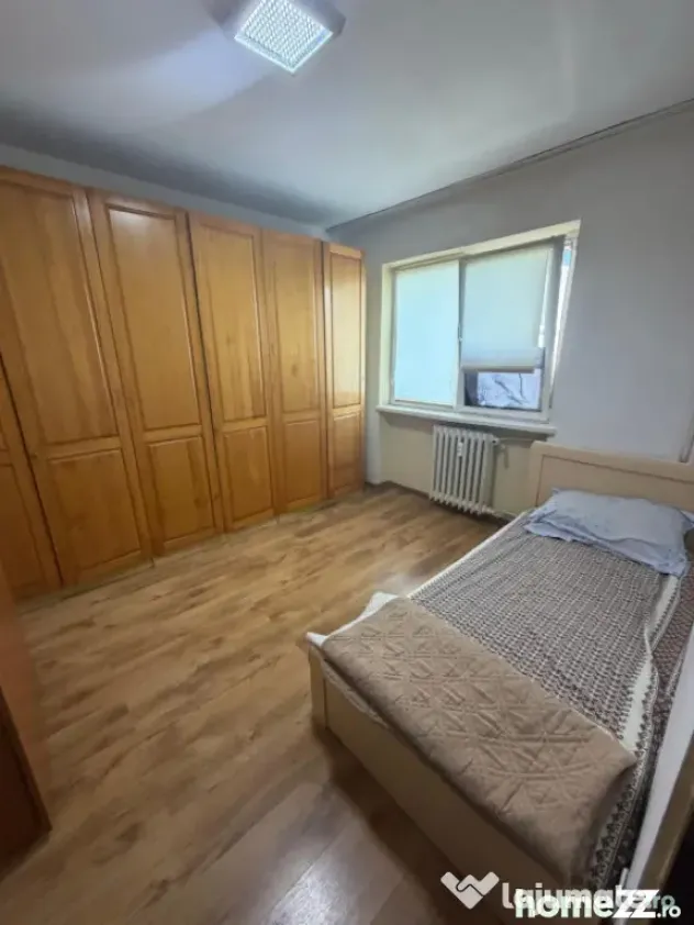 Apartament 3 camere, 52 mp, etaj3/4, cartier Valea Rosie