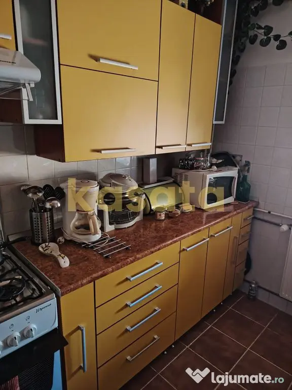 2 Camere Aviatiei