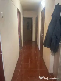 Apartament 3 camere zona NOUA