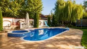 Vila cu piscina de in Erou Iancu Nicolae 