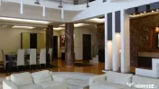 Vila cu piscina de in Erou Iancu Nicolae 