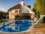 Vila cu piscina de in Erou Iancu Nicolae 
