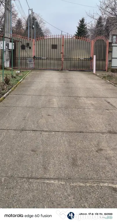 Casa si teren 1000 mp Voluntari