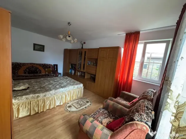 Casa si teren 1000 mp Voluntari