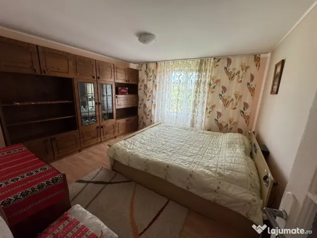 Casa si teren 1000 mp Voluntari