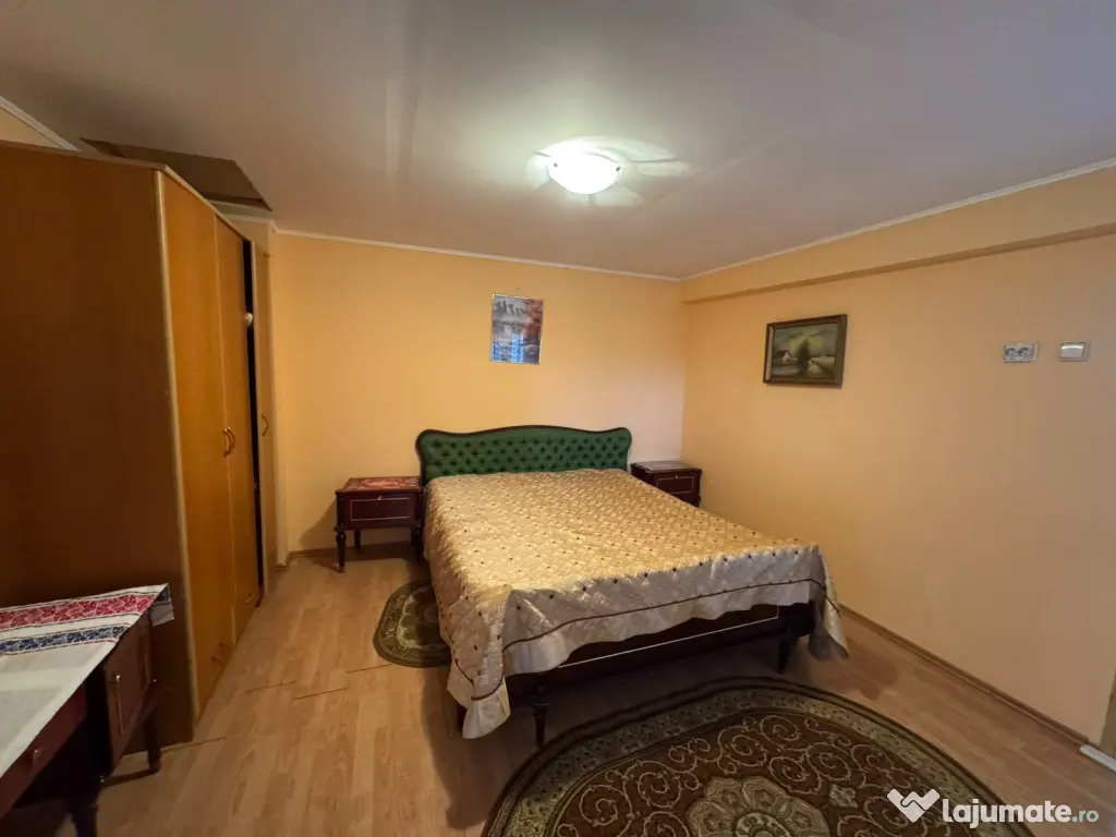 Casa si teren 1000 mp Voluntari