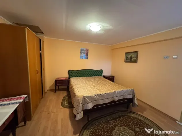 Casa si teren 1000 mp Voluntari
