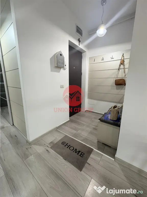 Apartament 3 camere Poarta 6, Modern, Mobilat, Loc de parcar