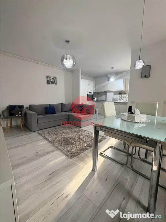 Apartament 3 camere Poarta 6, Modern, Mobilat, Loc de parcar