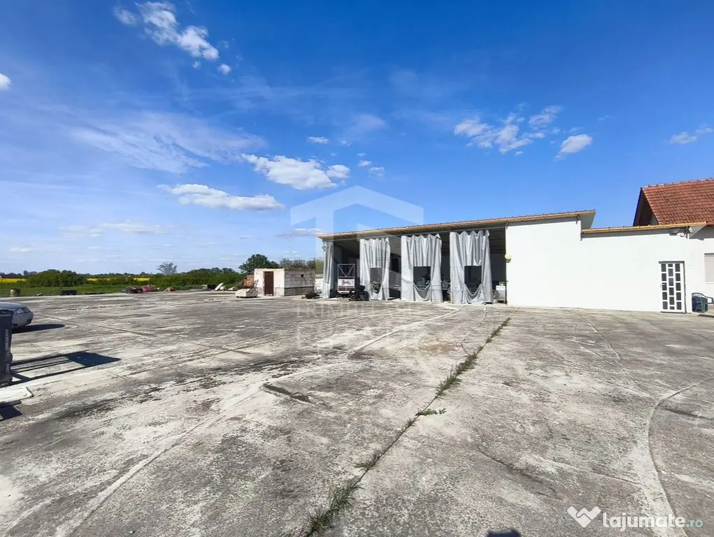 Casa cu 4 camere cu teren de 14,340 mp + platforma de bet...
