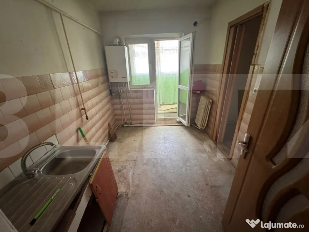 Apartament cu 2 camere, parter, zonă centrală – închiri