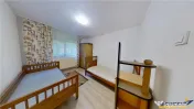 Decomandat, 3 camere, 2 bai, spatiu verde, mobilat, utilat,