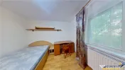 Decomandat, 3 camere, 2 bai, spatiu verde, mobilat, utilat,