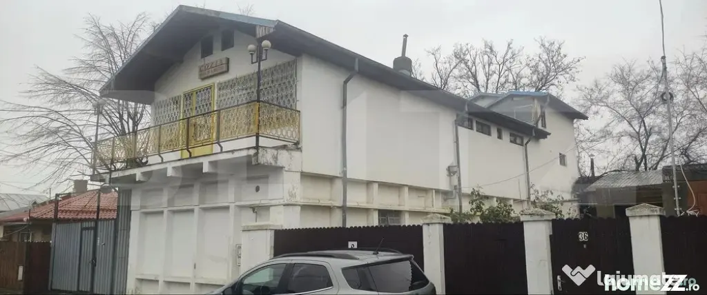 Spatiu industrial si birouri, 326 mp, zona Sud - Ploiesti (Prahova)