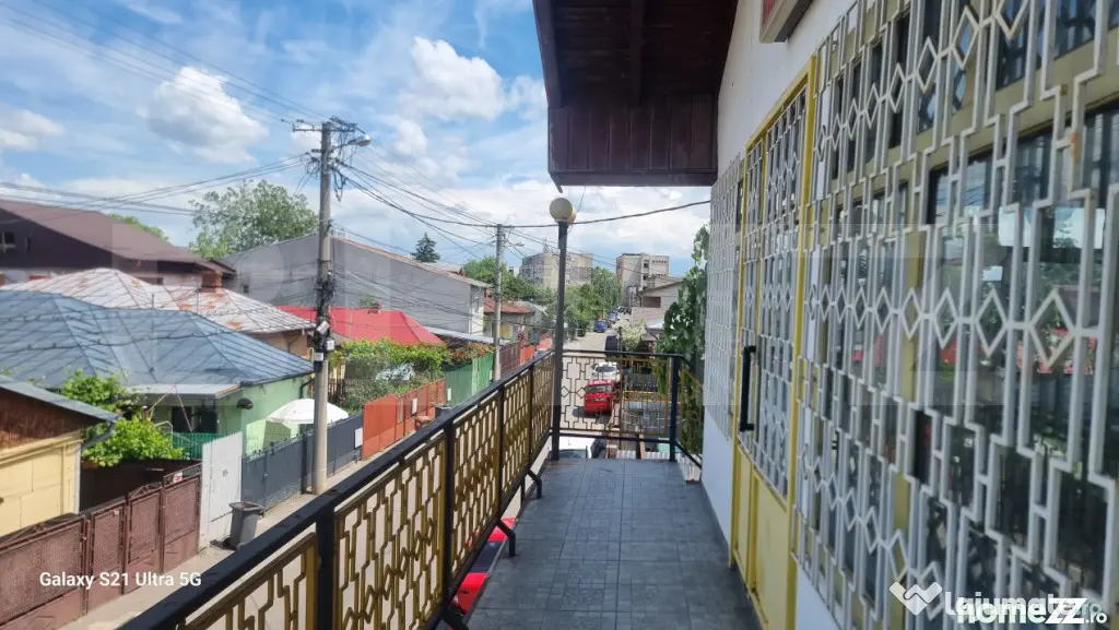Spatiu industrial si birouri, 326 mp, zona Sud - Ploiesti (Prahova)