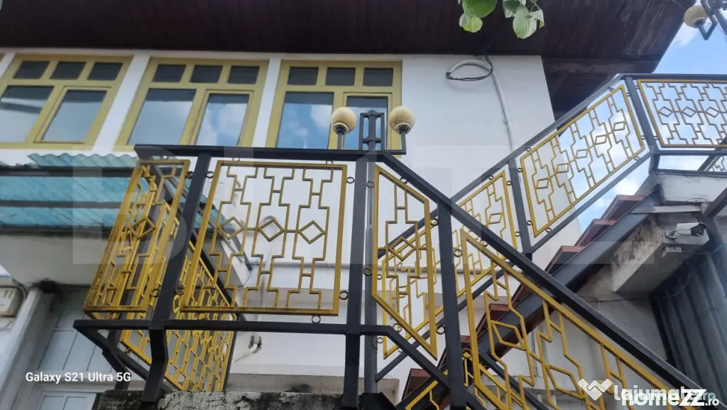 Spatiu industrial si birouri, 326 mp, zona Sud - Ploiesti (Prahova)