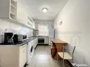 2 camere decomandate, 46 mp, 2 balcoane, garaj, zona Calea T