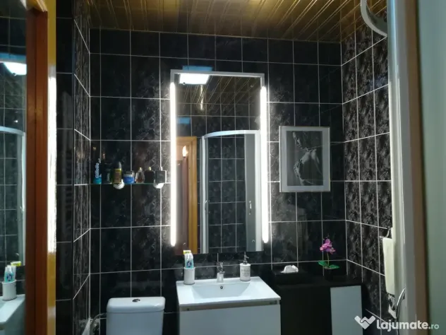 Vand in Onesti Apartament 3 camere DEOSEBIT,utilat
