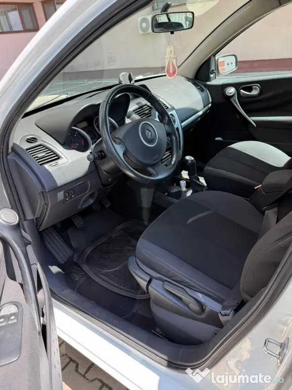 renault megane 2