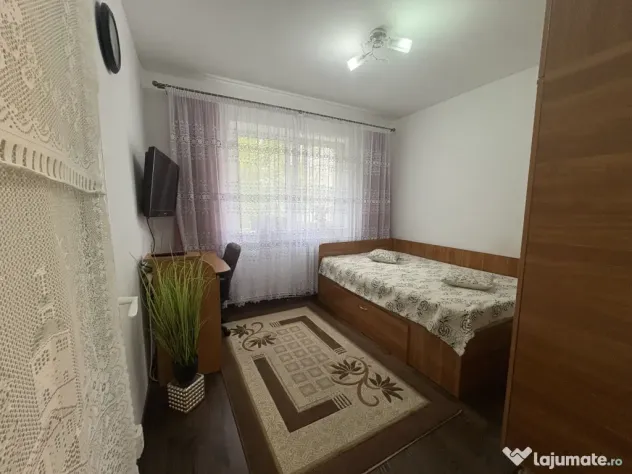 Pacurari!!Apartament cu 2 camere,liber!