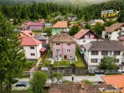 Apartament in casa cu intrare separata si curte proprie, Bai