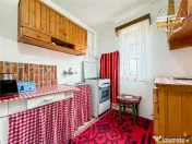 Apartament in casa cu intrare separata si curte proprie, Bai