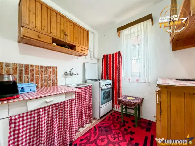 Apartament in casa cu intrare separata si curte proprie, Bai