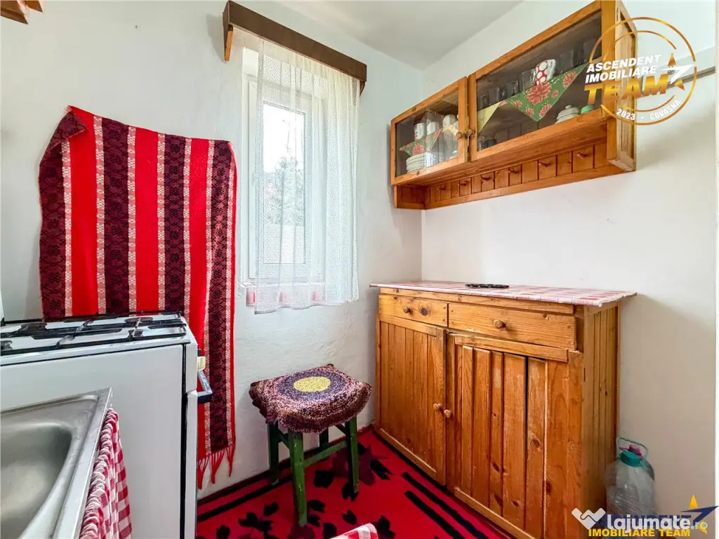 Apartament in casa cu intrare separata si curte proprie, Bai