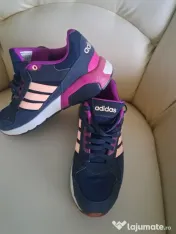 Adidasi sport stare foarte buna 
